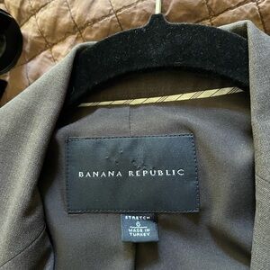 Banana Republic 2-Piece Suit
